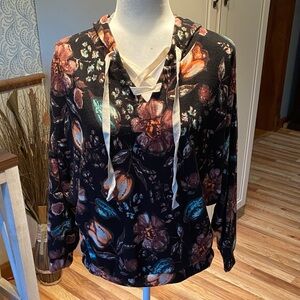 Floral Lace-up hoodie. Size S. NWOT